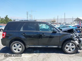 2012 Ford Escape Limited z VIN 1FMCU0EG0CKC18936, wystawiony jako IAAI lot #42303201 z przebiegiem 132 416 mil mil oraz . Historia ofert i sprzedaży dostępna na DreamBid. Obrazek 13.