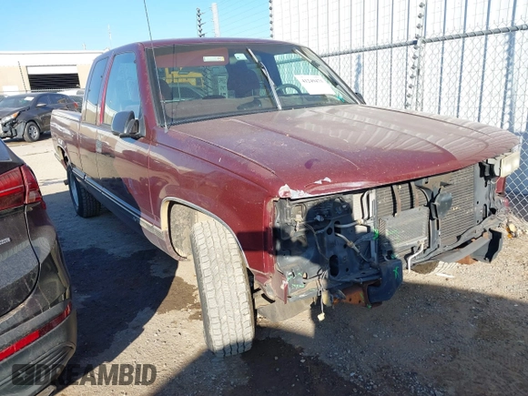 1998 Chevrolet Silverado 1500 with VIN 2GCEC19R6W1108849, listed as a IAAI auction lot 41249475 with 105,709 mi miles and . Bid and sale history available at DreamBid. Image 1.