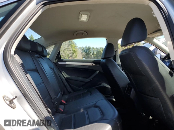 2013 Volkswagen Passat SE w/Sunroof & Nav with VIN 1VWBP7A39DC028709, listed as a Copart auction lot 49280055 with 171,325 mi miles and Clean Title. Bid and sale history available at carsss.com. Image 10.
