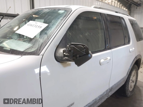 2004 Ford Explorer XLT z VIN 1FMDU73K64ZB21964, wystawiony jako IAAI lot #41613159 z przebiegiem 205 658 mil mil oraz . Historia ofert i sprzedaży dostępna na DreamBid. Obrazek 12.