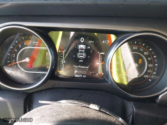 2019 Jeep Wrangler Unlimited Sahara with VIN 1C4HJXEN2KW591557, listed as a IAAI auction lot 41962034 with 88,691 mi miles. Bid and sale history available at carsss.com. Image 7.
