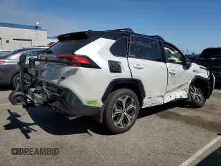 2023 Toyota RAV4 XSE z VIN JTMEB3FVXPD124056, wystawiony jako Copart lot #63228265 z przebiegiem 6 239 mil mil oraz Szkoda całkowita • Salvage title. Historia ofert i sprzedaży dostępna na DreamBid. Obrazek 3.