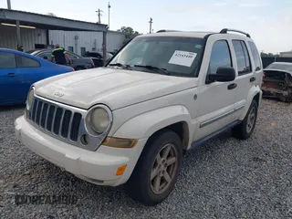 2005 Jeep Liberty Limited with VIN 1J4GL58KX5W632558, listed as a IAAI auction lot 42143440 with 214,079 mi miles and . Bid and sale history available at carsss.com. Image 2.
