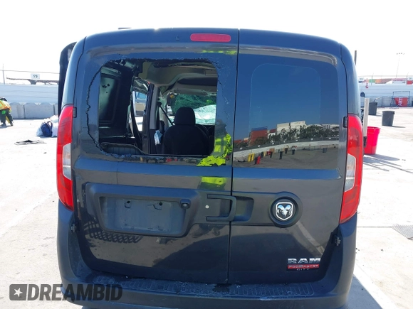 2016 Ram ProMaster City Cargo Tradesman с VIN ZFBERFAT6G6B10538, выставлен на аукционе IAAI как лот 42106002 с пробегом Не указан миль и . История ставок и продаж доступна на DreamBid. Изображение 17.