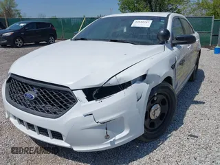2015 Ford Police Interceptor с VIN 1FAHP2MK6FG173422, выставлен на аукционе IAAI как лот 42011247 с пробегом 188 804 миль миль и . История ставок и продаж доступна на DreamBid. Изображение 6.