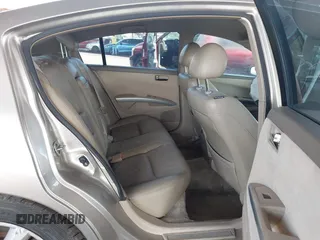 2005 Nissan Maxima SE with VIN 1N4BA41E55C873827, listed as a IAAI auction lot 42433330 with 173,473 mi miles and . Bid and sale history available at DreamBid. Image 8.