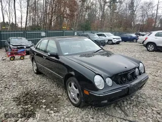 2002 Mercedes-Benz E-Class AWD with VIN WDBJF83J52X066851, listed as a Copart auction lot 81146924 with 88,710 mi miles and Non Repairable. Bid and sale history available at carsss.com. Image 11.