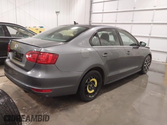 2013 Volkswagen Jetta GLI Autobahn with VIN 3VW467AJ4DM234268, listed as a IAAI auction lot 42006264 with 144,610 mi miles and . Bid and sale history available at DreamBid. Image 4.
