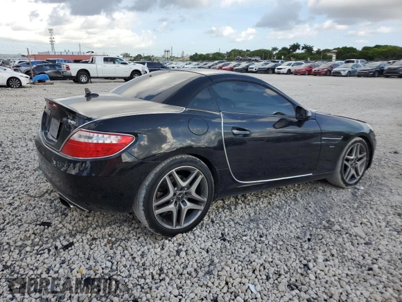 2015 Mercedes-Benz SLK-Class SLK 250 with VIN WDDPK4HA9FF112773, listed as a Copart auction lot 63842954 with 88,556 mi miles and Salvage Title. Bid and sale history available at carsss.com. Image 3.