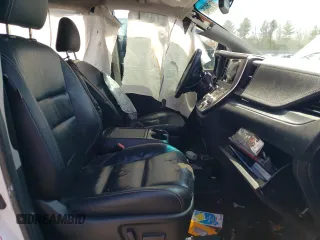 2016 Toyota Sienna SE с VIN 5TDXK3DC6GS749813, выставлен на аукционе Copart как лот 52519645 с пробегом 137 960 миль миль и Списание • Salvage title. История ставок и продаж доступна на DreamBid. Изображение 7.