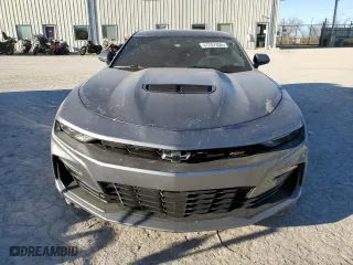 2021 Chevrolet Camaro 2SS with VIN 1G1FH1R75M0135787, listed as a Copart auction lot 47257455 with 16,918 mi miles and Salvage Title. Bid and sale history available at carsss.com. Image 5.
