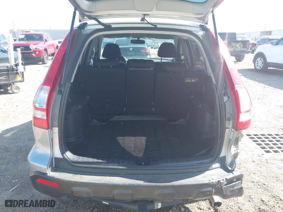 2008 Honda CR-V LX with VIN JHLRE38358C013848, listed as a IAAI auction lot 42008763 with 112,831 mi miles. Bid and sale history available at carsss.com. Image 17.