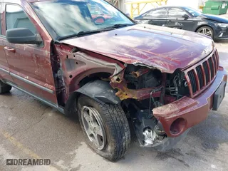 2007 Jeep Grand Cherokee Laredo with VIN 1J8HR48P37C624636, listed as a IAAI auction lot 41846326 with 222,116 mi miles. Bid and sale history available at carsss.com. Image 6.