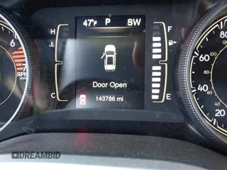 2018 Jeep Cherokee Latitude Plus с VIN 1C4PJMLB1JD532917, выставлен на аукционе IAAI как лот 41992641 с пробегом 143 786 миль миль и . История ставок и продаж доступна на DreamBid. Изображение 15.