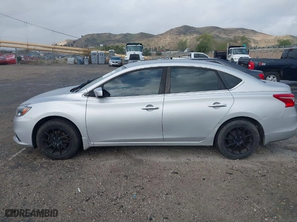 2019 Nissan Sentra SV with VIN 3N1AB7AP8KY237625, listed as a IAAI auction lot 41777580 with 75,775 mi miles. Bid and sale history available at carsss.com. Image 15.