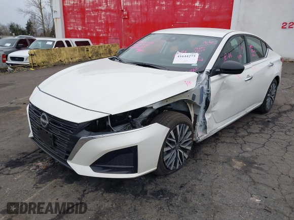 2025 Nissan Altima SV with VIN 1N4BL4DW2SN356659, listed as a IAAI auction lot 41644273 with 1,790 mi miles and . Bid and sale history available at DreamBid. Image 18.