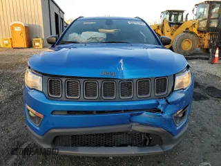 2021 Jeep Compass 80th Anniversary z VIN 3C4NJCEB9MT552992, wystawiony jako Copart lot #88515185 z przebiegiem 65 797 mil mil oraz Szkoda całkowita • Salvage title. Historia ofert i sprzedaży dostępna na DreamBid. Obrazek 5.