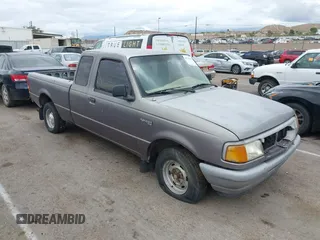 1996 Ford Ranger XL with VIN 1FTCR14A4TPB42312, listed as a IAAI auction lot 39715435 with 244,370 mi miles. Bid and sale history available at carsss.com. Image 1.
