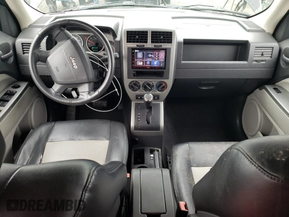 2007 Jeep Patriot Limited с VIN 1J8FF48W07D322321, выставлен на аукционе Copart как лот 45244725 с пробегом 151 451 миль миль и Списание • Salvage title. История ставок и продаж доступна на DreamBid. Изображение 8.