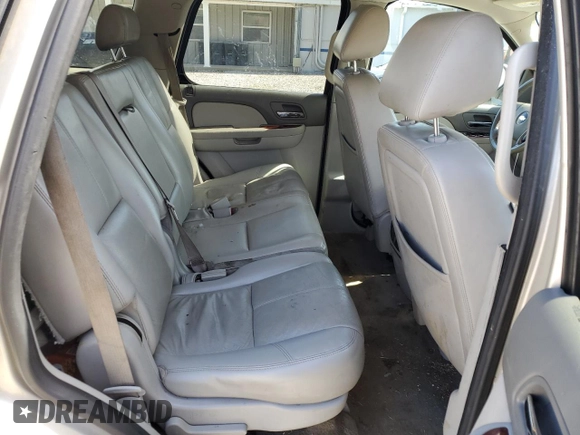 2013 Chevrolet Tahoe LT z VIN 1GNSCBE00DR361094, wystawiony jako Copart lot #48332975 z przebiegiem 177 534 mil mil oraz Szkoda całkowita • Salvage title. Historia ofert i sprzedaży dostępna na DreamBid. Obrazek 11.