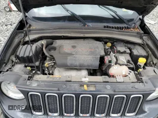 2017 Jeep Renegade Sport with VIN ZACCJBAB6HPF27164, listed as a Copart auction lot 53180005 with 70,086 mi miles and Salvage Title. Bid and sale history available at carsss.com. Image 14.