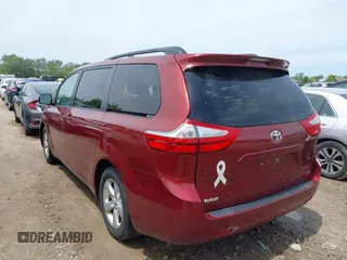 2016 Toyota Sienna LE AAS z VIN 5TDKK3DC2GS718956, wystawiony jako IAAI lot #42501848 z przebiegiem 167 368 mil mil oraz . Historia ofert i sprzedaży dostępna na DreamBid. Obrazek 3.