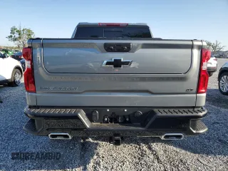 2025 Chevrolet Silverado 1500 with VIN 3GCUKFE80SG128699, listed as a Copart auction lot 52393645 with 5,759 mi miles and Salvage Title. Bid and sale history available at DreamBid. Image 6.
