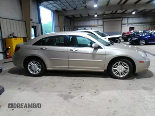 2007 Chrysler Sebring Touring with VIN 1C3LC56K27N560582, listed as a IAAI auction lot 42018640 with 110,076 mi miles and . Bid and sale history available at DreamBid. Image 14.