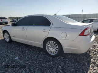 2010 Mercury Milan Hybrid z VIN 3MEDM0L39AR616243, wystawiony jako Copart lot #57054355 z przebiegiem 201 372 mil mil oraz Szkody całkowita. Historia ofert i sprzedaży dostępna na DreamBid. Obrazek 2.