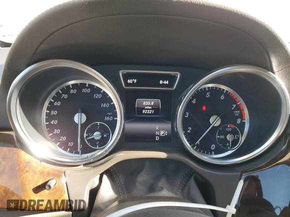 2014 Mercedes-Benz GL 450 z VIN 4JGDF7CE0EA395164, wystawiony jako Copart lot #51081185 z przebiegiem 92 321 mil mil oraz Szkody całkowita. Historia ofert i sprzedaży dostępna na DreamBid. Obrazek 9.