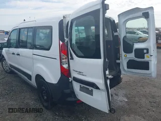 2019 Ford Transit Connect XL z VIN NM0GS9E20K1407608, wystawiony jako IAAI lot #42177594 z przebiegiem 55 951 mil mil oraz . Historia ofert i sprzedaży dostępna na DreamBid. Obrazek 3.