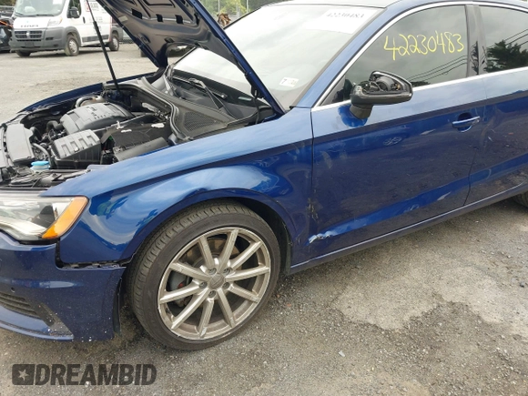 2015 Audi A3 Premium Plus z VIN WAUEFGFF7F1057529, wystawiony jako IAAI lot #42230483 z przebiegiem 110 344 mil mil oraz . Historia ofert i sprzedaży dostępna na DreamBid. Obrazek 6.