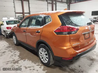 2017 Nissan Rogue SL with VIN JN8AT2MVXHW014000, listed as a IAAI auction lot 41836611 with 152,112 mi miles. Bid and sale history available at carsss.com. Image 3.