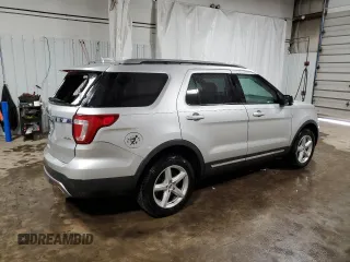 2017 Ford Explorer XLT with VIN 1FM5K8D80HGD76033, listed as a Copart auction lot 49769835 with 96,924 mi miles and Salvage Title. Bid and sale history available at DreamBid. Image 3.