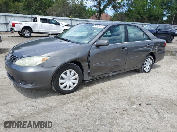 2005 Toyota Camry LE z VIN 4T1BE30K45U550097, wystawiony jako Copart lot #57962105 z przebiegiem 201 727 mil mil oraz Szkoda całkowita • Salvage title. Historia ofert i sprzedaży dostępna na DreamBid. Obrazek 1.