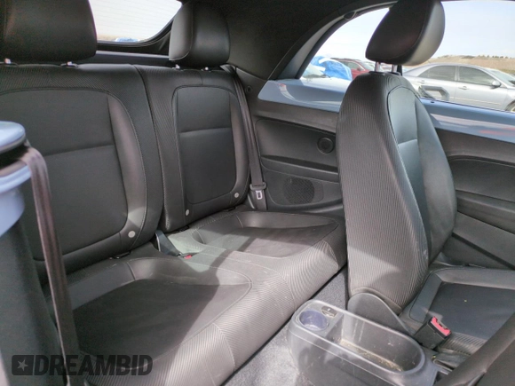 2013 Volkswagen Beetle 2.5L with VIN 3VW5X7AT4DM829494, listed as a Copart auction lot 47654065 with 34,987 mi miles and Salvage title. Bid and sale history available at DreamBid. Image 10.