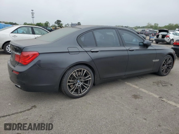 2012 BMW 7 Series 750i xDrive с VIN WBAKC6C52CC397026, выставлен на аукционе Copart как лот 58942555 с пробегом 93 271 миль миль и Чистый • Clean title. История ставок и продаж доступна на DreamBid. Изображение 3.
