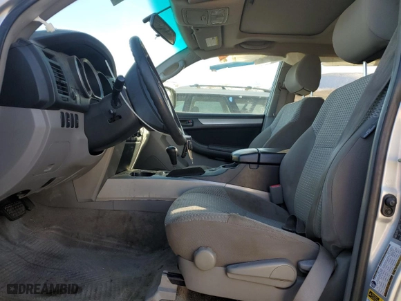 2006 Toyota 4Runner SR5 with VIN JTEBU14R960086845, listed as a Copart auction lot 44186285 with 214,461 mi miles and Salvage Title. Bid and sale history available at carsss.com. Image 7.