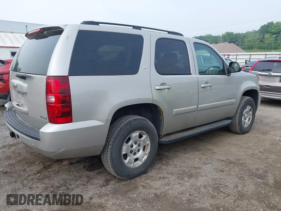 2008 Chevrolet Tahoe 3LT with VIN 1GNFK13058J103613, listed as a IAAI auction lot 42452094 with 221,408 mi miles and . Bid and sale history available at DreamBid. Image 4.