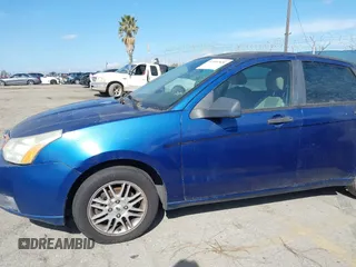 2009 Ford Focus SE with VIN 1FAHP35N79W230137, listed as a IAAI auction lot 41904520 with 171,151 mi miles and . Bid and sale history available at carsss.com. Image 6.
