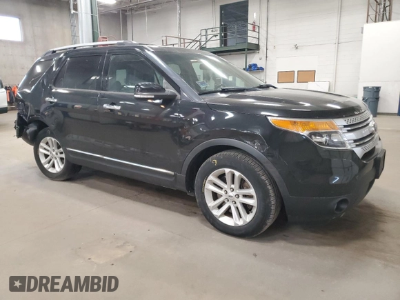 2013 Ford Explorer XLT with VIN 1FM5K8D82DGC95402, listed as a Copart auction lot 53272635 with 136,082 mi miles and Salvage Title. Bid and sale history available at carsss.com. Image 4.