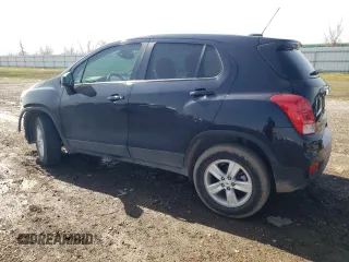 2022 Chevrolet Trax LS with VIN KL7CJNSM9NB503252, listed as a Copart auction lot 44749785 with 20,015 mi miles and Salvage Title. Bid and sale history available at carsss.com. Image 2.