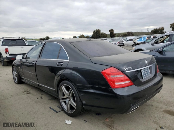 2012 Mercedes-Benz S-Class S 550 with VIN WDDNG7DB7CA466826, listed as a Copart auction lot 88154585 with 127,856 mi miles and Salvage Title. Bid and sale history available at carsss.com. Image 2.
