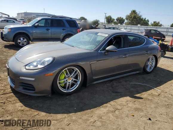 2014 Porsche Panamera S E-Hybrid z VIN WP0AD2A78EL044818, wystawiony jako Copart lot #65864484 z przebiegiem 141 423 mil mil oraz Szkoda całkowita • Salvage title. Historia ofert i sprzedaży dostępna na DreamBid. Obrazek 1.