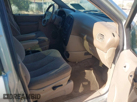2003 Dodge Caravan SE with VIN 1D4GP24303B188329, listed as a IAAI auction lot 42532703 with 184,018 mi miles and . Bid and sale history available at DreamBid. Image 5.