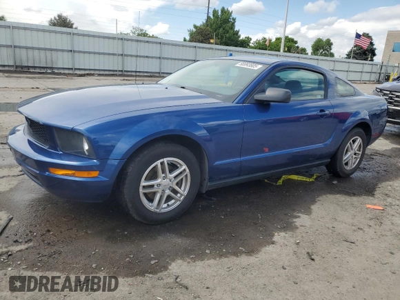 2007 Ford Mustang Deluxe z VIN 1ZVFT80NX75255793, wystawiony jako Copart lot #58993805 z przebiegiem 159 882 mil mil oraz Szkoda całkowita • Salvage title. Historia ofert i sprzedaży dostępna na DreamBid. Obrazek 1.