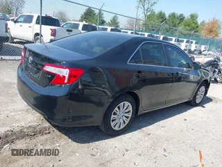 2012 Toyota Camry L with VIN 4T4BF1FK8CR271568, listed as a IAAI auction lot 42054303 with 200,186 mi miles. Bid and sale history available at carsss.com. Image 4.