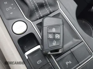 2021 Volkswagen Atlas SE with VIN 1V2JP2CA1MC548186, listed as a IAAI auction lot 41209054 with 99,071 mi miles and . Bid and sale history available at DreamBid. Image 11.