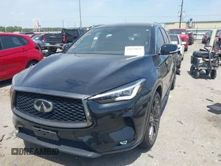 2020 Infiniti QX50 Luxe z VIN 3PCAJ5M13LF111018, wystawiony jako IAAI lot #42276631 z przebiegiem 49 446 mil mil oraz . Historia ofert i sprzedaży dostępna na DreamBid. Obrazek 2.