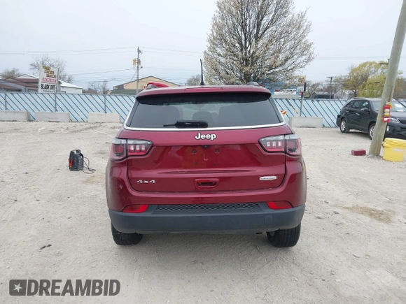 2022 Jeep Compass Latitude with VIN 3C4NJDBB1NT110087, listed as a IAAI auction lot 42033883 with 22,291 mi miles and . Bid and sale history available at DreamBid. Image 16.